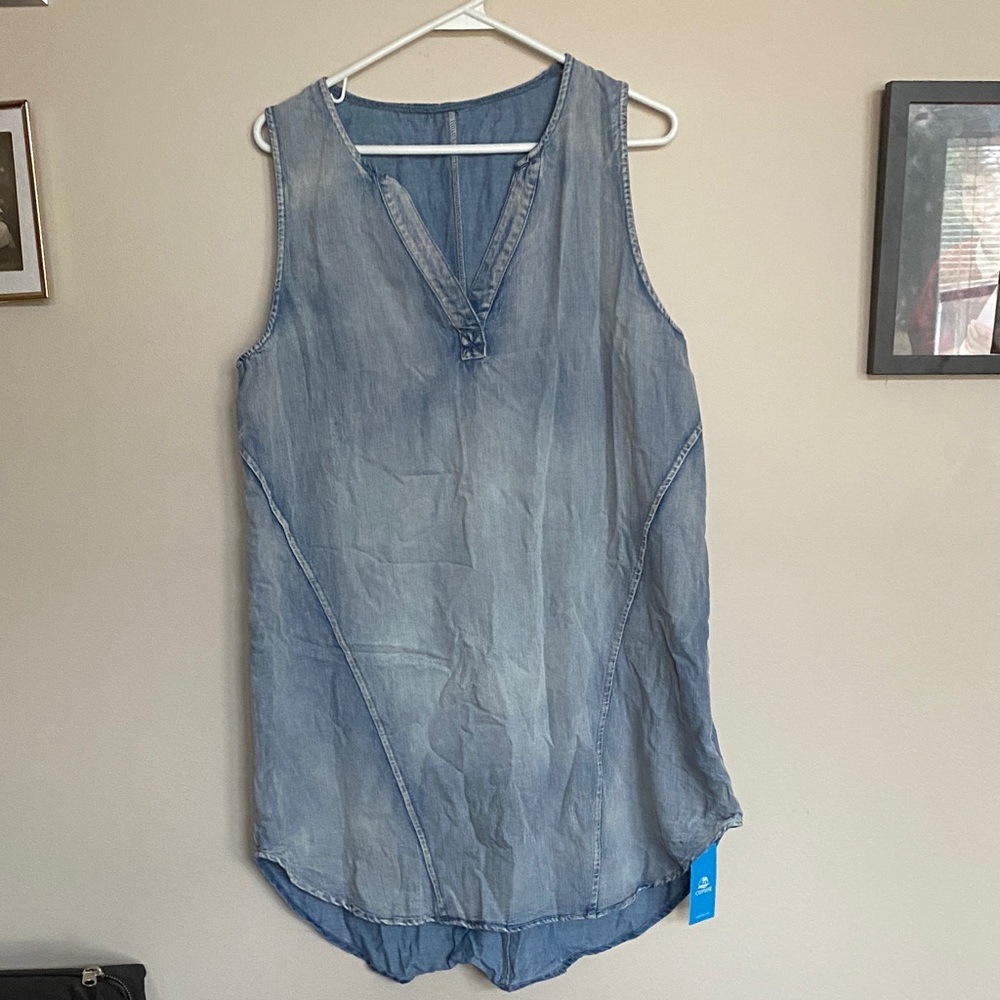 Cupshe Blue Logo Tag